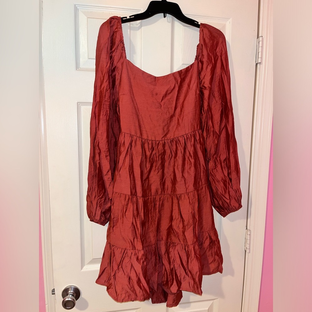 One‎ One Six Women's Long Sleeve Dress With Cute Open Back Detail